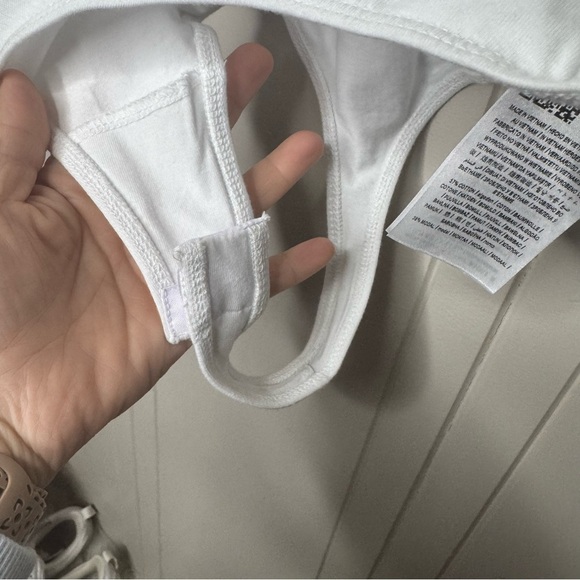 Guess White Sleeveless Cut Out Bodysuit - Picture 8 of 10